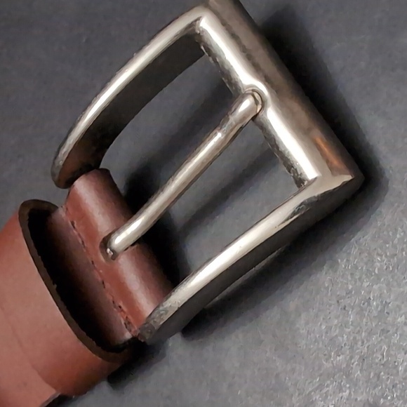 Women's Brown Brazilian Leather Western Style Belt with Punched Hole Design. - Picture 2 of 9